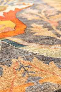 Tapis en laine et soie tibétain noué à la main de qualité supérieure, tapis fait sur mesure pour les designers d'intérieur, les architectes, les hôtels, les villas et le luxe - Product Image 6