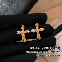 Boucles d'oreilles pendantes croix bicolores or et argent pour femme, avec cristaux pavés, longues, collection mode, vente en gros