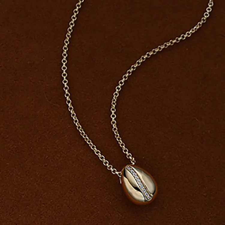 New vintage design sense delicate coffee bean pendant necklace S925 sterling silver gold plated simple versatile clavicle chain