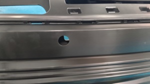 เครื่องเชื่อมความถี่สูงแบบห้าแกนใหม่ อัตโนมัติสำหรับอุตสาหกรรม เครื่องเชื่อมพีวีซีสามมิติ 2.5 กิโลวัตต์ 15x20 ซม. สำหรับงานทางการแพทย์ - Product Image 3