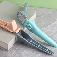 Chuju roestvrijstalen mes plastic knoflookpers - gepersonaliseerde verpakking - multifunctionele handmatige knoflookknijper/molen - gadget