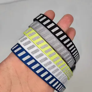 أربطة شعر تمرينات رياضية نحيفة ومخصصة رباط شعر ناعم لا يسبب تجعد أربطة رأس رياضية عصرية عاكسة من البوليستر رباط رأس للجري - Product Image 3