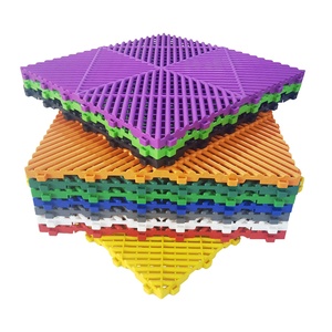 40x40x1.8cm cứng nhắc Modular <span class=keywords><strong>PVC</strong></span> nhà để xe gạch lát sàn đầy màu sắc lồng vào nhau thiết kế với không trượt Tính năng sàn nhựa cho nhà để xe - Product Image 1