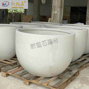 Maceta de Cemento con Diseño de Piedra Mágica, Tamaño Personalizado, Blanca, para Jardín Exterior - Product Image 1