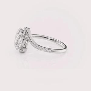 Indian <b>Manufactured</b> Moissanite Engagement Ring for Elegant Bridal Jewelry Engagement Event and Special Moments For Sale - Product Image 1
