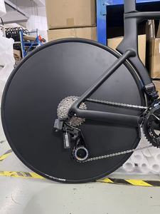 Vélo de triathlon Aero TT avec cadre en carbone haute performance, guidon intégré et frein à disque pour contre-la-montre - Product Image 2