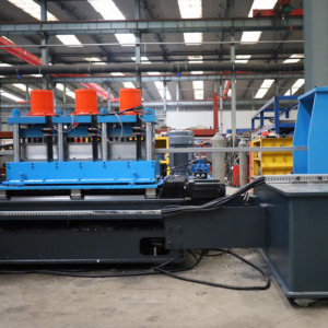 Máquina Usada para Fabricar Perfiles de Canalización Solar Fotovoltaica, Máquina de Conformado de Rodillos para Acristalamientos, Motor Central para Accesorios de Construcción - Product Image 2