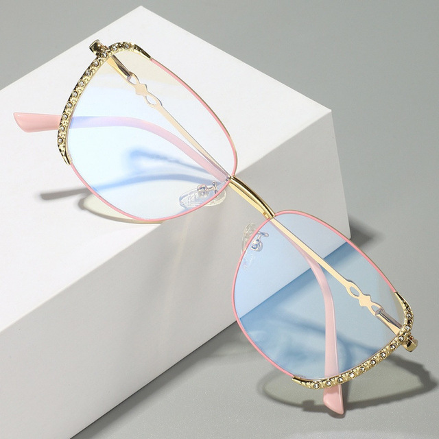 Diamond-Colored Metal Studded Anti Blue Light Glasses Fashionable Unique Style Light Filtering Feature Gold Frame for Men Women