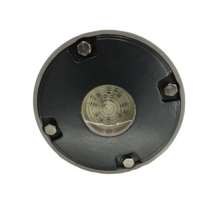 Lumière de délimitation de piste d'hélicoptère toutes saisons, LED verte, durable, avec photocellule, détection automatique crépuscule-aube, pour plateforme verticale, fixation sur surface - Product Image 2
