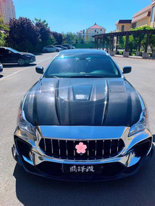 ชุดแต่งคาร์บอนครึ่งคันแบบ TOP Style สำหรับ Quattroporte รุ่นใหม่ ZNDR ประกอบด้วยกันชนหน้า สเกิร์ตข้าง ซุ้มล้อ ฝากระโปรงหน้า สปอยเลอร์ อัพเกรด - Product Image 2