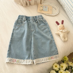 TongXingYuan Girls Denim Capri Pants Sky Blue <b>Elastic</b> Waist <b>Lace</b> Trim Loose Fit Summer Style - Product Image 4