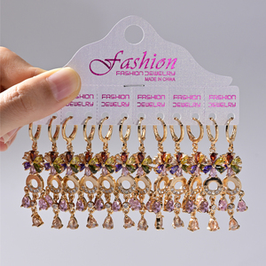 <span class=keywords><strong>Orecchini</strong></span> Pendenti di Lusso Vintage Ipoallergenici in Ottone Placcato <span class=keywords><strong>Oro</strong></span> 18k per Donne - Product Image 3