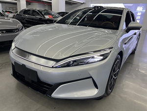 BYD Han L 2025 EV AWD รุ่นเรือธง รถซีดานหรู 810 กิโลวัตต์ มอเตอร์คู่ ระยะทางวิ่ง 601 กม. ชาร์จเร็ว อัตโนมัติ ล้อแม็ก R19 ภายในสีเข้ม พวงมาลัยซ้าย - Product Image 3
