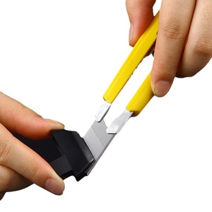 Deli Utility Knife Stainless Steel Blade No.2011 Yellow Standard Type Cutter Tool - Product Image 5