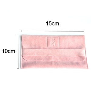Sobre de gamuza <span class=keywords><strong>rosa</strong></span> pálido con logotipo en relieve personalizado bolsa de joyería con diseño de rayas - Product Image 5