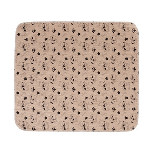 Alfombrilla Impermeable y Transpirable para Perros, Resistente a Orina, Lavable y Duradera, con Diseño de Huellas y Huesos, para Mascotas - Product Image 4