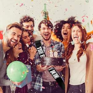 Écharpe d'anniversaire amusante The Birthday Dude <span class=keywords><strong>en</strong></span> feuille d'aluminium noire et argentée pour femmes et hommes, accessoires et fournitures de décoration pour fêtes d'anniversaire - Product Image 4