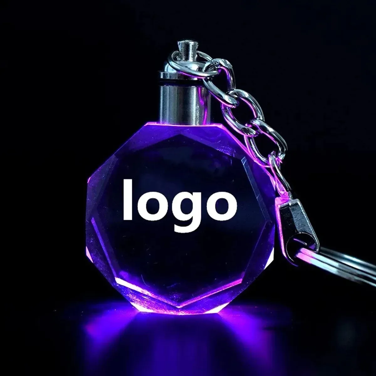 Honneur de cristal 3d Gravé au laser Logo de voiture vierge Octogone Porte-clés porte-clés en cristal avec lumière LED