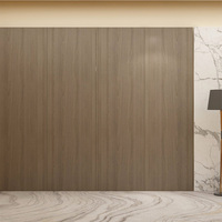 Panneaux muraux en matériaux décoratifs composites design moderne Panneau mural imperméable en bambou et carbone Wpc Panneau mural en placage de bois