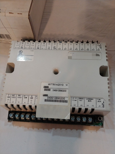 Nuovo Originale Pronto all'Uso W7761A2010 Excel 10 Dispositivo di Input/Output Remoto Controllore PLC Programmabile - Product Image 1