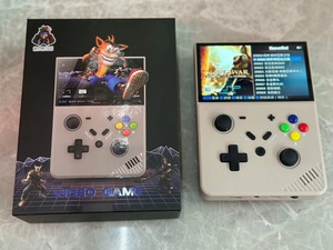 เครื่องเล่นเกมพกพา หน้าจอ 4.3 นิ้ว แบตเตอรี่ขนาดใหญ่ 4000mAh จอยสติ๊กคู่ รองรับ 25 อีมูเลเตอร์ PSP N64 PS1  แบบตั้งเล่นได้ รุ่น M18 - Product Image 3