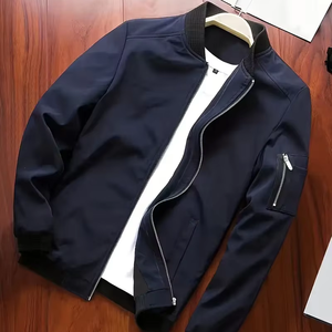 Veste universitaire élégante pour hommes-Bomber Coat léger de couleur unie avec poches zippées, parfait pour le printemps. - Product Image 1