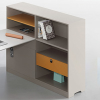 Bureau de travail modulaire pour employés avec bibliothèque latérale haute, pieds en métal en forme de A, poste de travail avec cloison pour espace de travail des employés