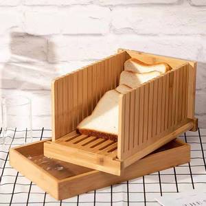 Cortador de pan de bambú Crown Aviation, bandeja plegable para pan tostado, molde de madera maciza para hornear y herramientas de repostería - Product Image 4