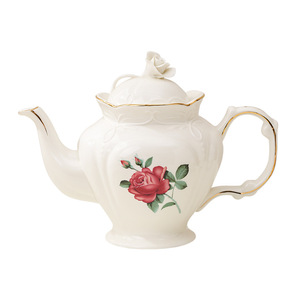 Elegante Set di Tazza e Piattino in Ceramica con Decorazioni in Rilievo |   Tazza <span class=keywords><strong>da</strong></span> Caffè in Porcellana con Rilievo Vintage |   Set <span class=keywords><strong>da</strong></span> Tè Pomeridiano di Alta Qualità - Product Image 1