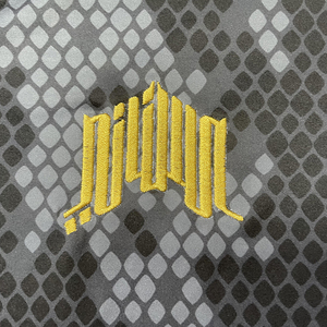 Maillots de football personnalisés en silicone, avec logo brodé par sublimation, pour des matchs spécifiques - Product Image 4