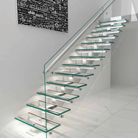 Escalier mono-équerre de style loft personnalisé avec marches à montantes ouvertes et structure en acier robuste pour maison