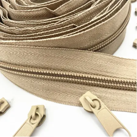 Nylon Zipper Roll 5# factory price wholesale zipper long chain zippers for handbags