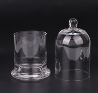 Bougie en verre en forme de cloche dorée