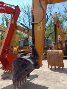 SY135ซันของรถขุดมือสองที่มีน้ำหนัก13.5ตันส่วนประกอบหลักได้แก่มอเตอร์กระปุกเกียร์ปั๊มเกียร์แบริ่ง - Product Image 5