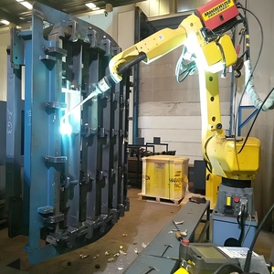 หุ่นยนต์ FANUC M-2000iA/1200 แบบ Heavy-duty 6 แกน ความยาวแขน 3734 มม. สำหรับงานโหลด ขนย้าย ประกอบ จัดเรียงสินค้า และงานชิ้นส่วนโครงสร้าง - Product Image 3