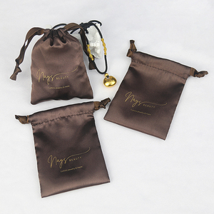 Özel Logo büyük saç demetleri için saten ipli kese Lashes peruk takı yüksek kaliteli ipek saten saten hediye ambalaj çantası - Product Image 1