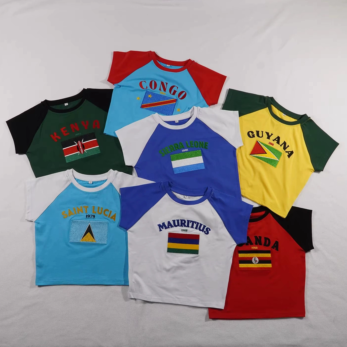 Raglan Crop Tops - Stylish & Sporty Women's Clothing