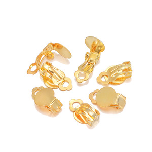 Boucles d'oreilles à clipser 10 mm, plates et lisses, en alliage de zinc, argent, or, bronze antique, rhodium, or KC, pour oreilles non percées - Product Image 2