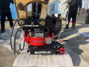 DHG Rotador Inclinable de 5-9 Toneladas con Enganche Rápido para Miniexcavadora Q355B, Material con Inclinación de 180 Grados, Barra de Trabajo de 210 mm, Pasador de 45-50 mm - Product Image 1