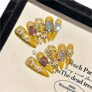 Faux ongles longs dorés faits à la main, style diamant 3D, luxe, automne, en acrylique, pour manucure des doigts - Product Image 1