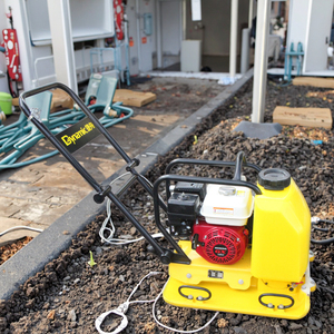 HZR-120 Hoge Kwaliteit Benzine Asfalt Trilplaat Compactor 120 Met Watertank Concurrerende Prijs Op Kern Motor Component - Product Image 2