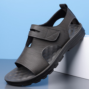 รองเท้าแตะลำลองแบบโรมัน หนังนิ่ม กันลื่น สำหรับผู้ชาย ฤดูร้อน รองเท้าแตะแบบสวมพื้นเรียบ ติดแถบเวลโคร เหมาะสำหรับใส่ชายหาด สีน้ำตาล เทา ดำ - Product Image 2