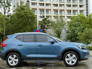 Véhicule d'occasion en gros pour l'exportation : <span class=keywords><strong>Volvo</strong></span> <span class=keywords><strong>XC40</strong></span> 2023, conduite à gauche, moteur turbo, sièges en cuir, SUV - Product Image 6