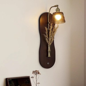 Lámpara de Pared Vintage Wabi Sabi con Pantalla de Vidrio Ámbar, Aplique de Madera Retro para Dormitorio, Decoración de Sala de Estar - Product Image 1