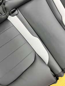 Elegante Set Completo di Coprisedili in Pelle per Rinnovare l'Interno dei Veicoli Volkswagen - Product Image 5