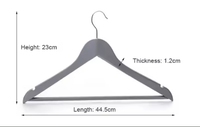 Offre Spéciale tissu boutique couleur personnalisée gris cintre en bois pour homme dames affichage