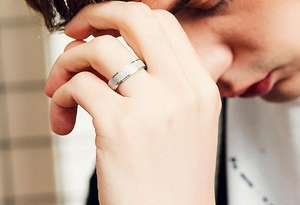 Thời Trang Tất Cả Các Trận Đấu Thép Không Gỉ Frosted Nhẫn Xu Hướng Tất Cả Các Trận Đấu Vài Phụ Kiện Khí Niche Giản Dị Tay Đồ Trang Sức - Product Image 4