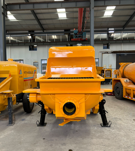 مضخة خرسانة متنقلة وثابتة بسعات مختلفة للبناء، مزودة بمحرك ديزل، بسعر تنافسي من المصنع - Product Image 2