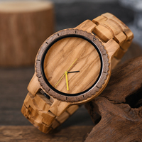 Jam Tangan Pria Kayu Walnut Quartz dengan Logo Terukir, Jam Tangan Kayu Custom untuk Pria