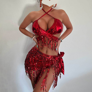 Maillot de bain trois pièces tendance avec paillettes scintillantes, longues franges et paréo léger pour des mouvements dynamiques - Product Image 2